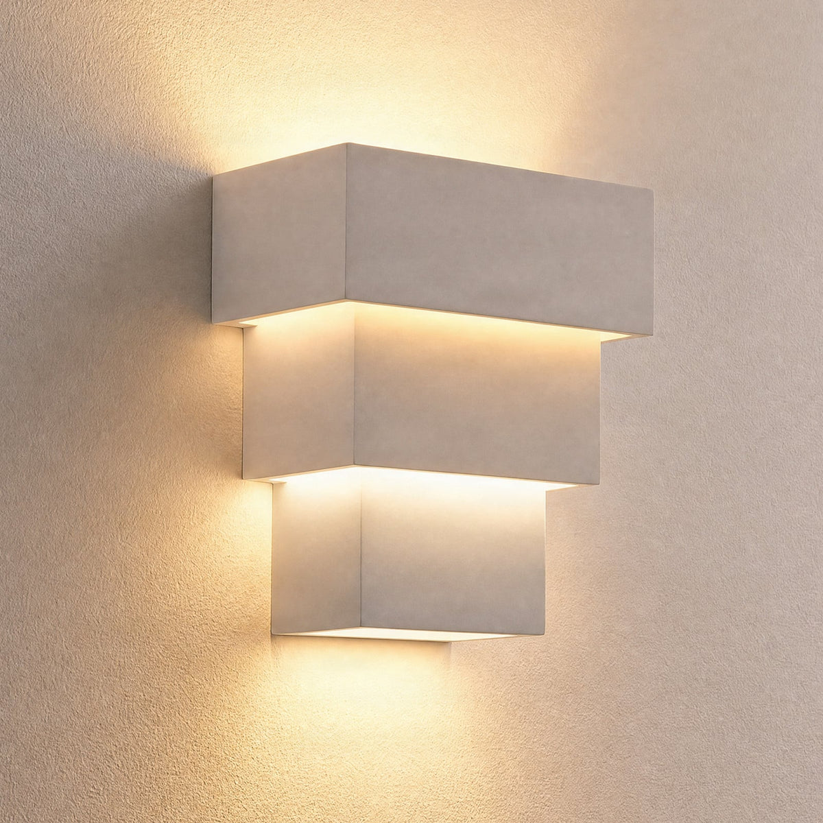 Lucande Antonella wall light, white, 8.2 in, can be painted, plaster