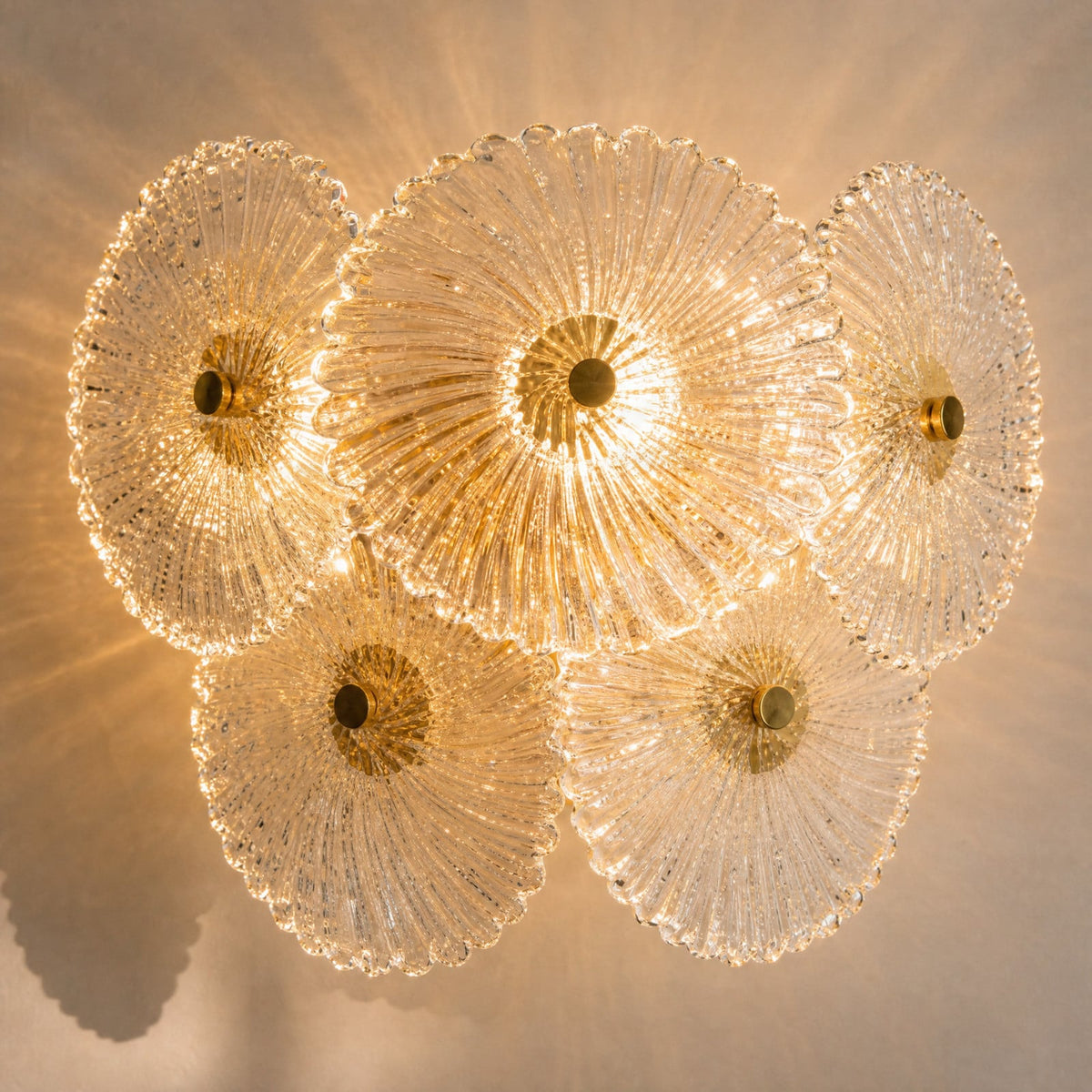 Lucande Flora wall light, multi-bulb, gold/clear