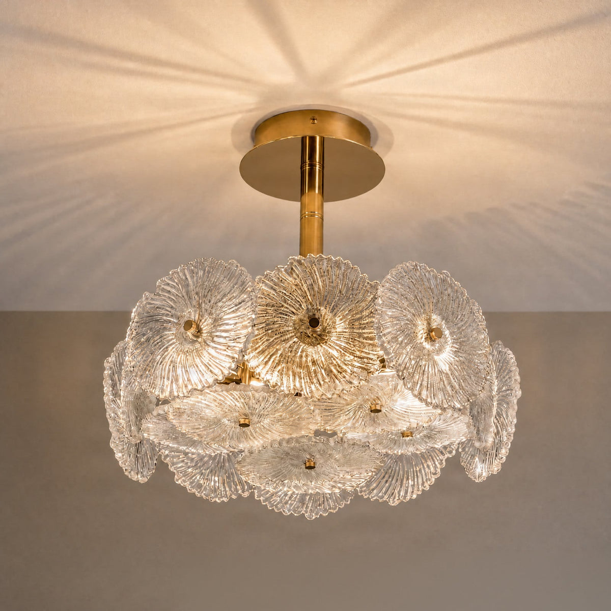 Lucande Flora ceiling light, 15.7 inches, gold/clear