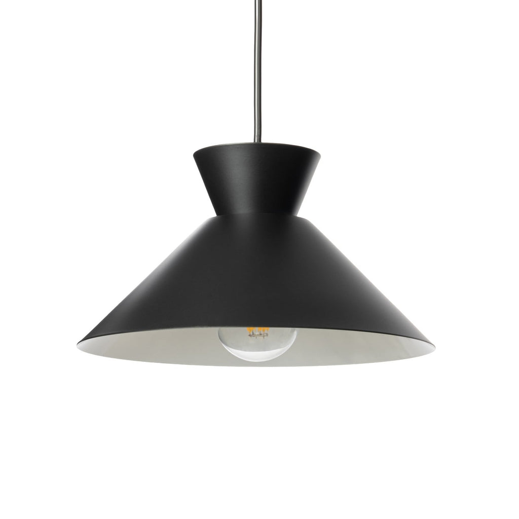 Lucande Amelia pendant light, 3-bulb, 33.5 in, black