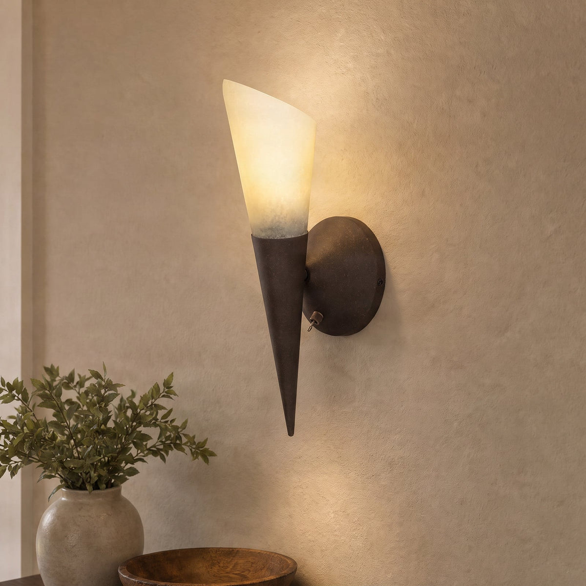 Lucande Alva wall light, rust, glass, height 11.34 inches