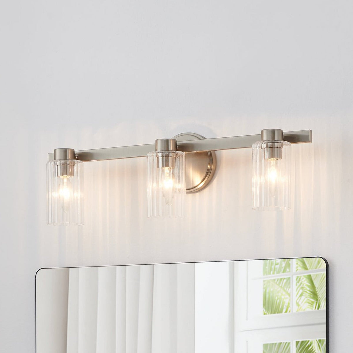 Thesis Bedminster bathroom wall lamp, nickel, 3-bulb, 24 in, metal