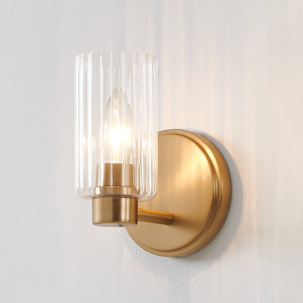 Thesis Bedminster bathroom wall lamp, gold, 1-bulb, 5 in, metal
