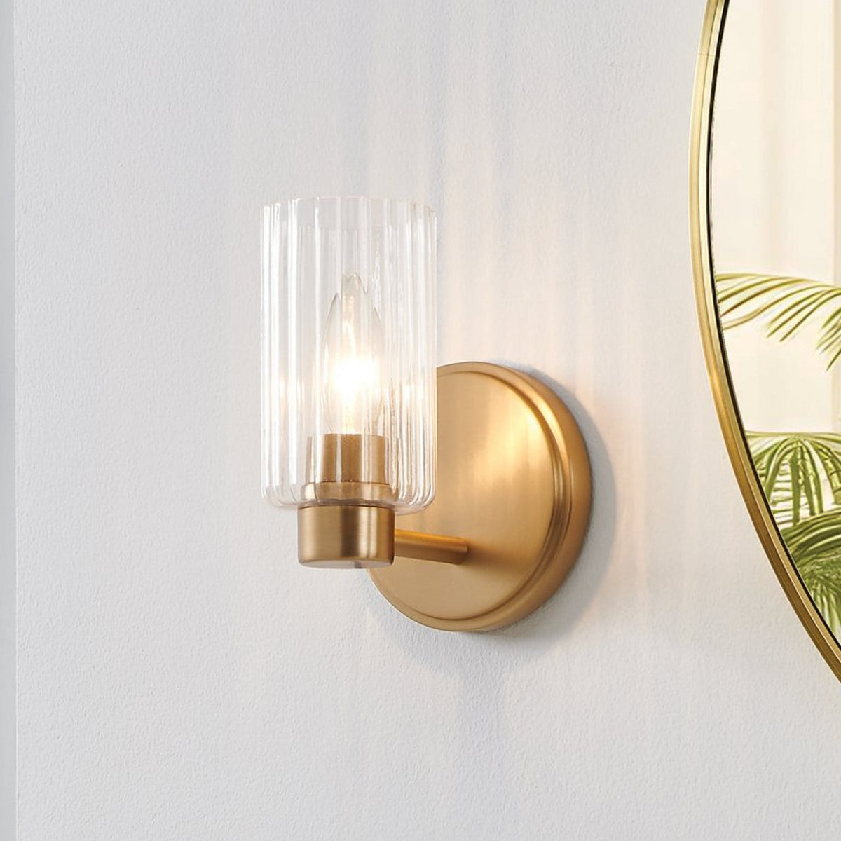 Thesis Bedminster bathroom wall lamp, gold, 1-bulb, 5 in, metal