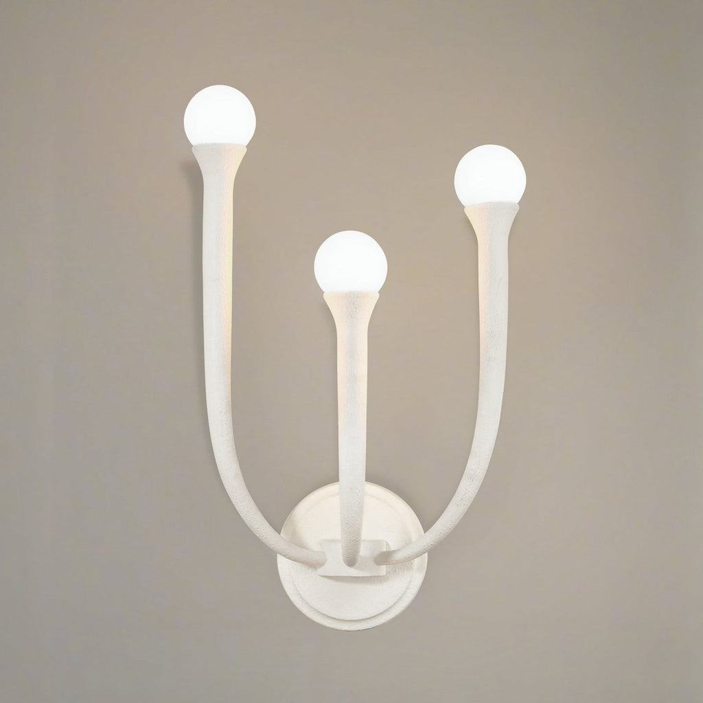 Thesis Dahlia wall light, white, 3-bulb, 18 in, G9