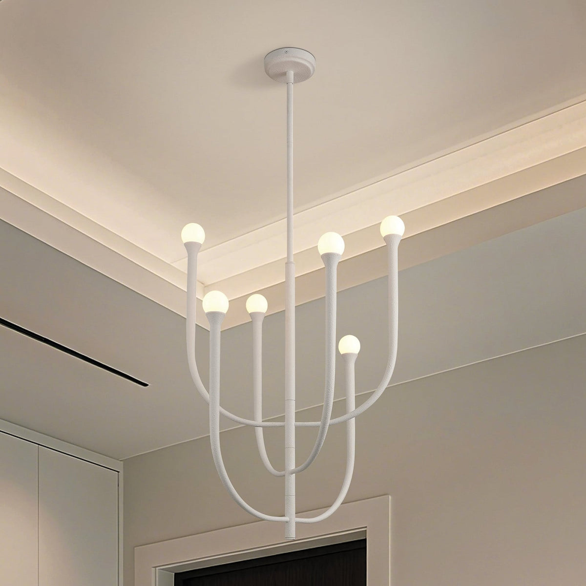 Thesis Dahlia Chandelier, white, 6-bulb, 23 in, G9