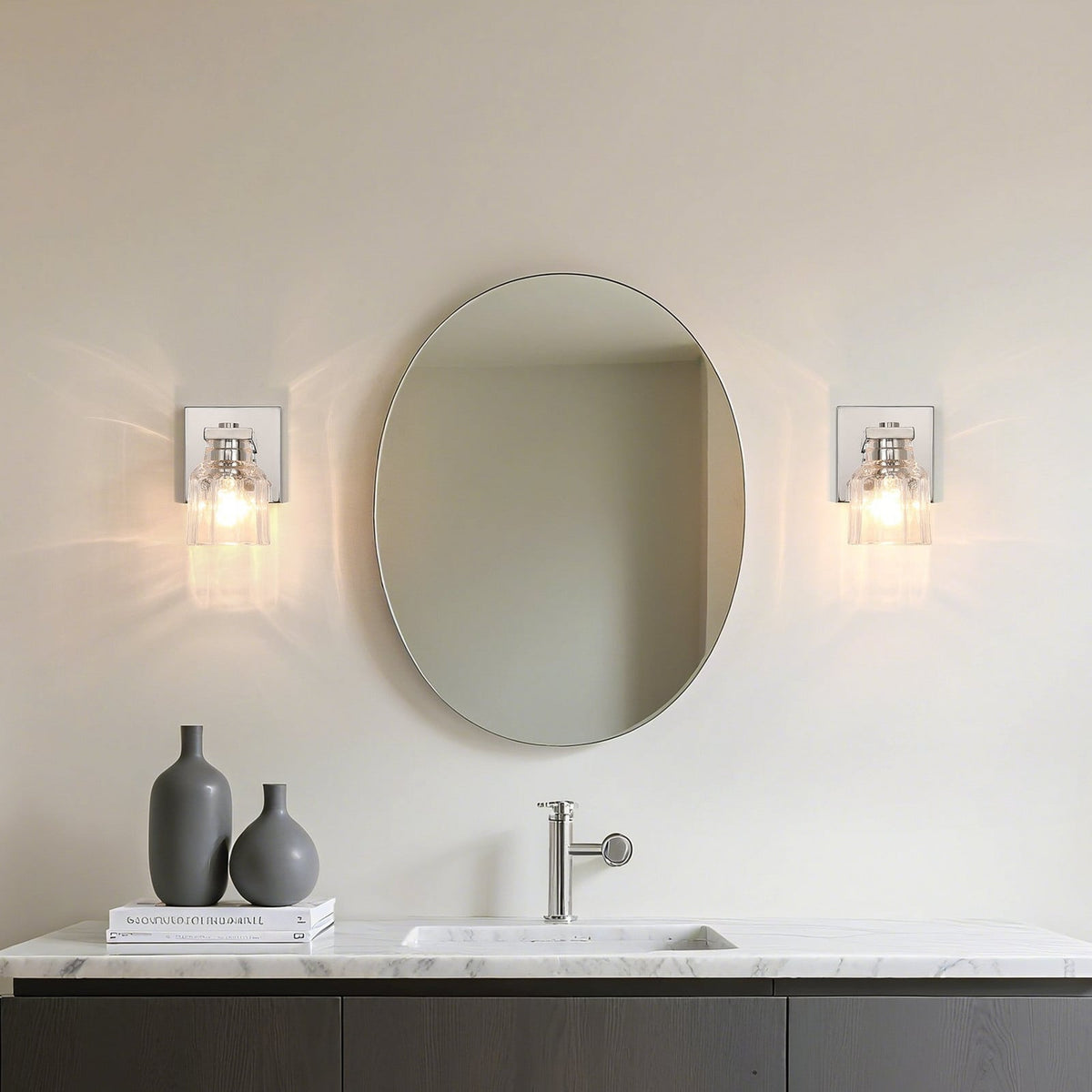 Thesis Dryden bathroom wall lamp, nickel-coloured, 5 in, metal/glass