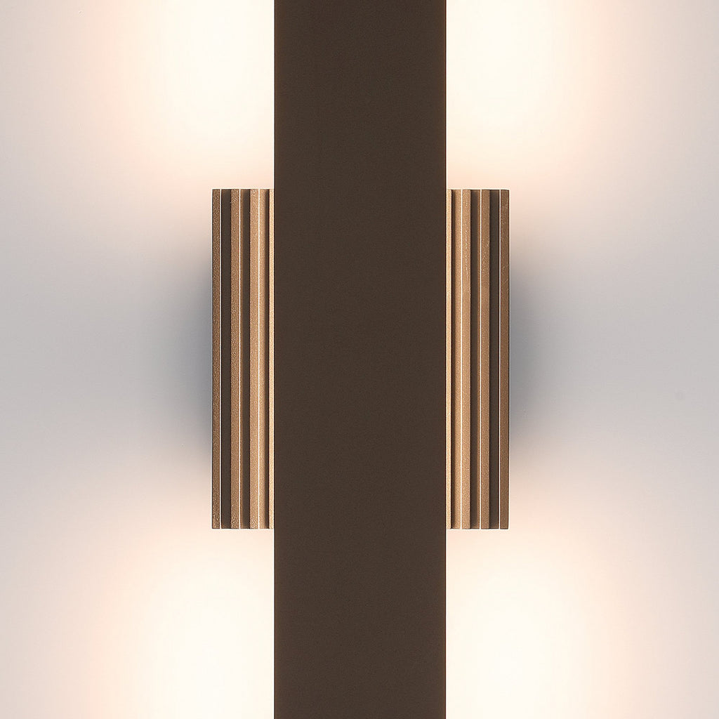 Thesis Jacks LED outdoor wall light, bronze-coloured, 22 in, CCT