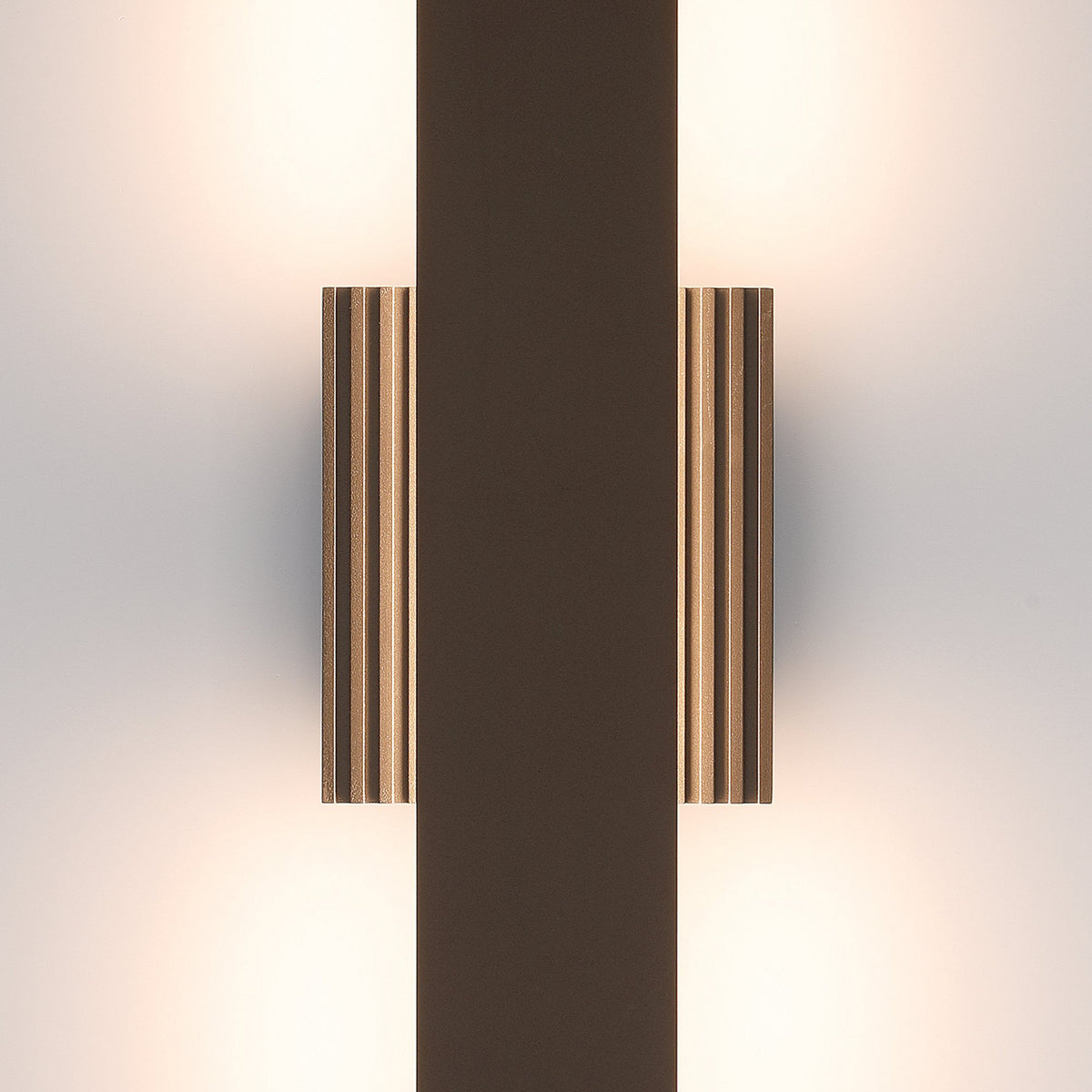 Thesis Jacks LED outdoor wall light, bronze-coloured, 22 in, CCT