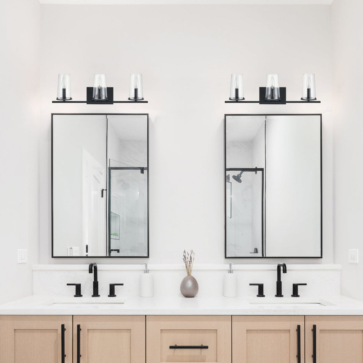 Thesis Jared bathroom wall lamp, 3-bulb, 24 in, black metal