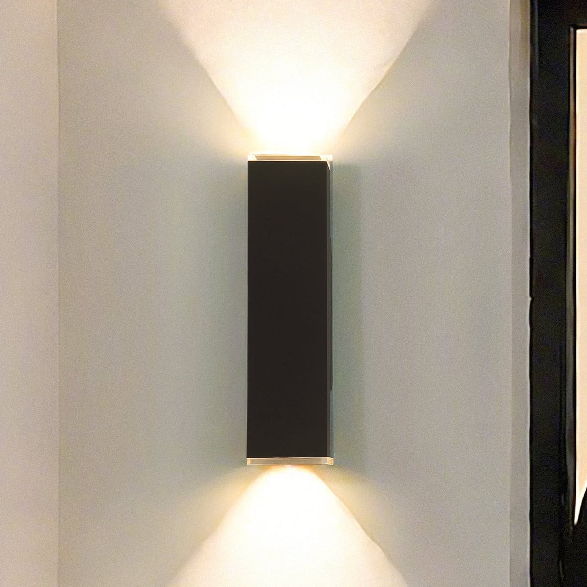 Thesis Jasper LED outdoor wall lamp, matt black, 20 in metal