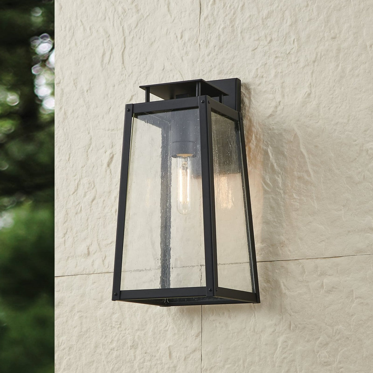 Thesis Salford outdoor wall light, matt black, 17 in, metal