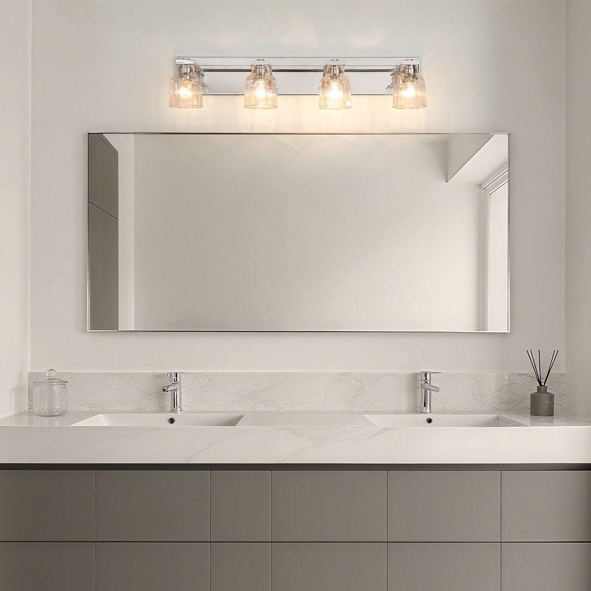 Thesis Dryden bathroom wall lamp, nickel, 4-bulb, 32, in metal and glass