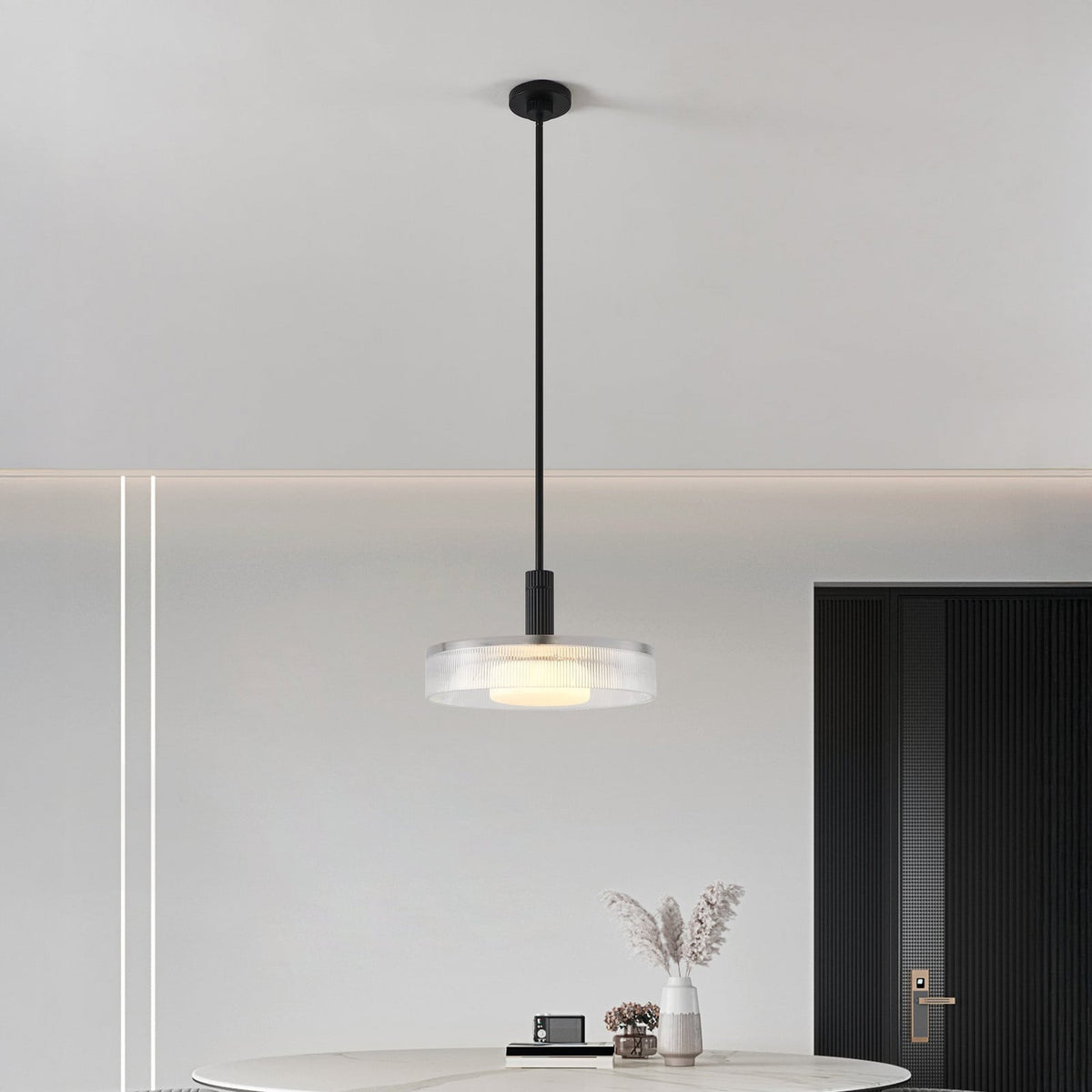 Thesis Como pendant light, black, 18 in, metal/glass, E26