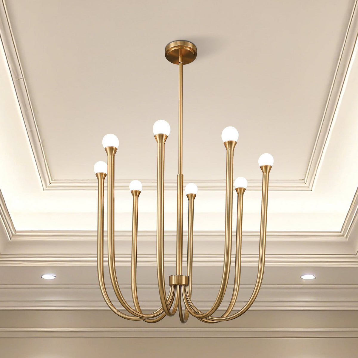 Thesis Dahlia chandelier, brass-coloured, 28 in, 8-bulb, G9