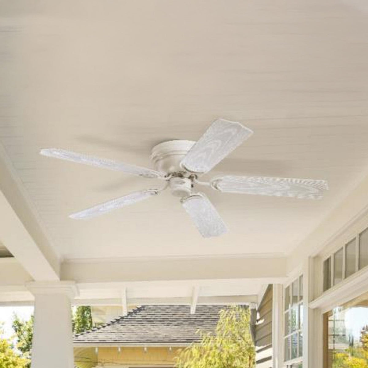 Contempra ceiling fan, white, 48 in, for outdoor use
