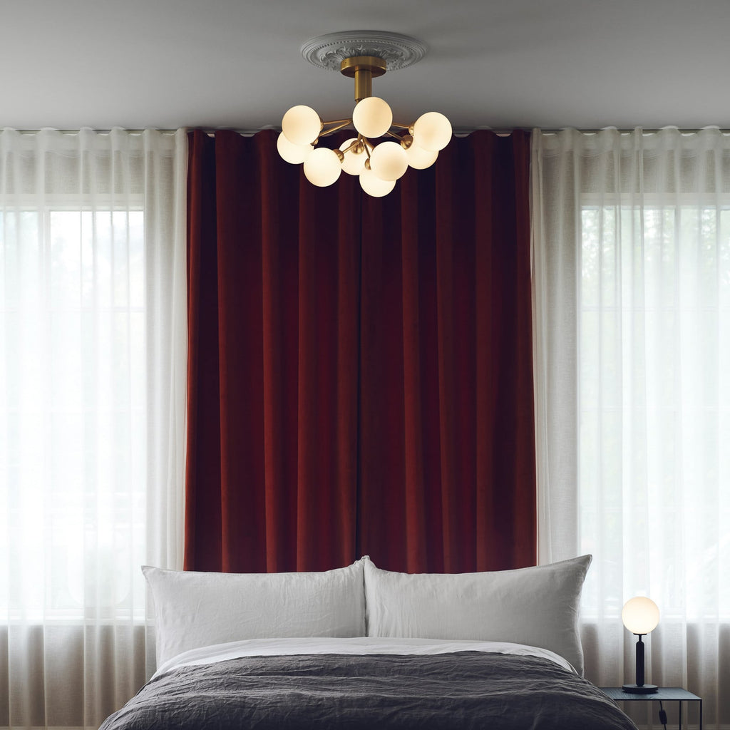 Nuura Apiales 9 ceiling light, brushed brass/opal, Ø 23.4 in