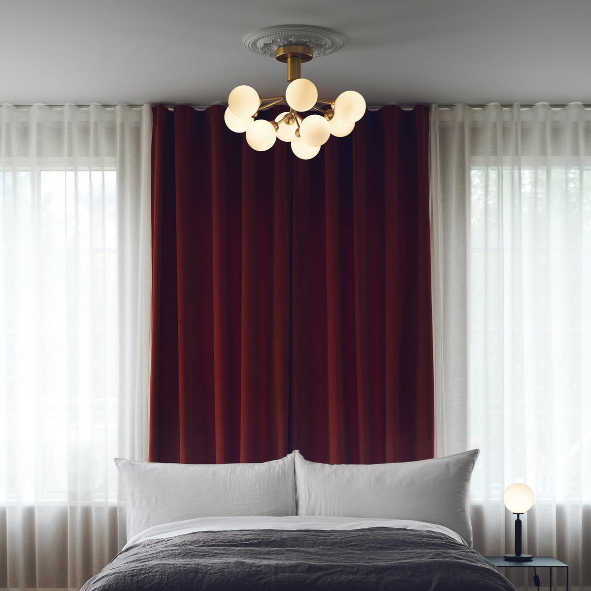 Nuura Apiales 9 ceiling light, brushed brass/opal, Ø 23.4 in