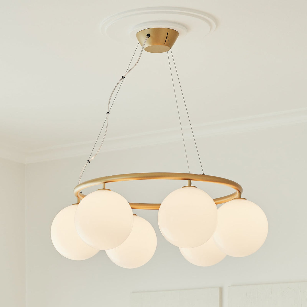 Nuura Miira 6 Circular pendant light