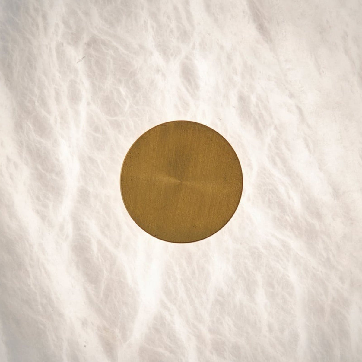OSTEN LED wall lamp, white/brass, Jade, Ø 9.8 in, CCT, dimmable