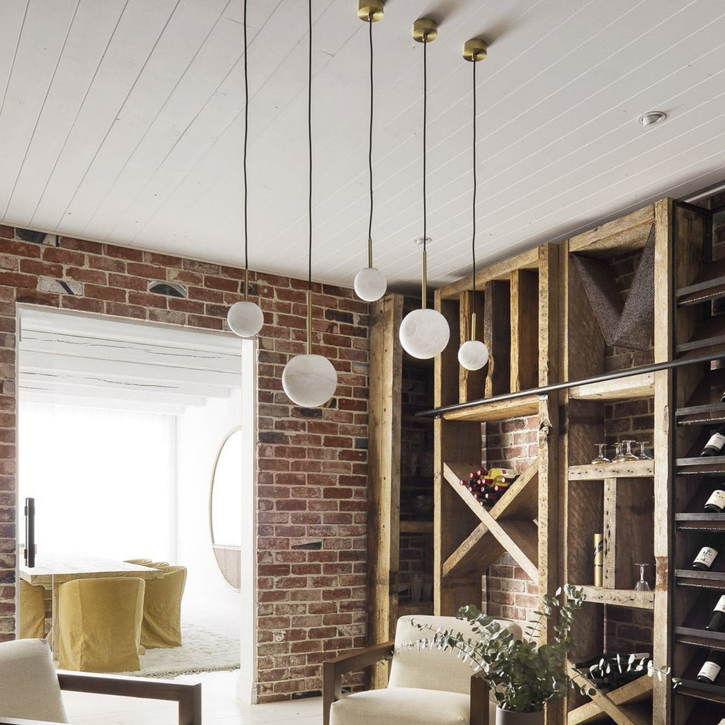 Lucent pendant light, white/brass, Ø 3.9 in, marble, G9