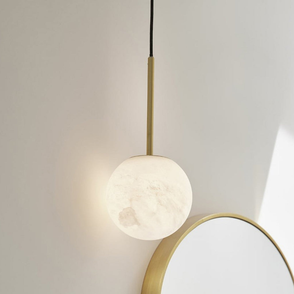 Lucent pendant light, white/brass, Ø 3.9 in, marble, G9
