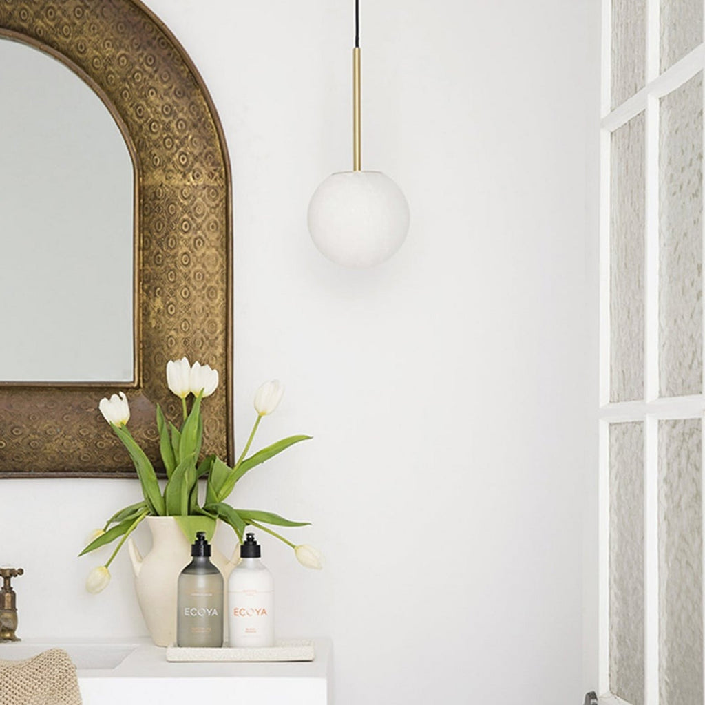 Lucente pendant light, white/brass, Ø 6.3 in, marble, G9