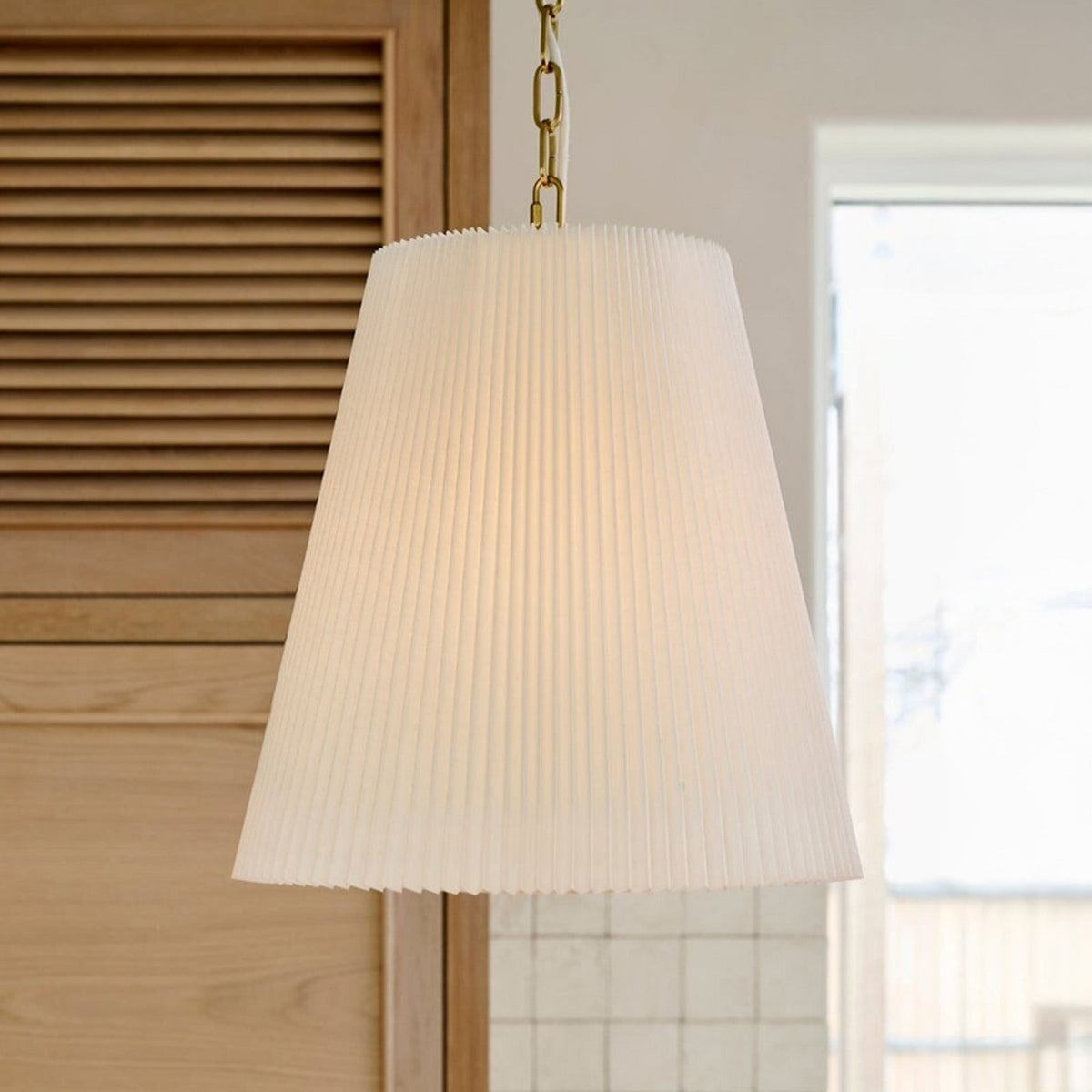 Amici pendant light