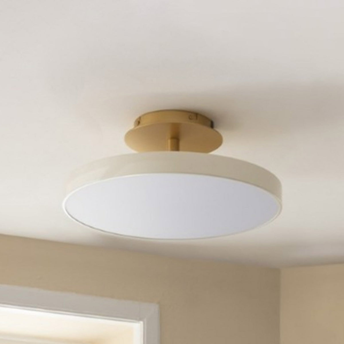 UMAGE Asteria UP Medium LED ceiling lamp, cream, Ø 16.9 in