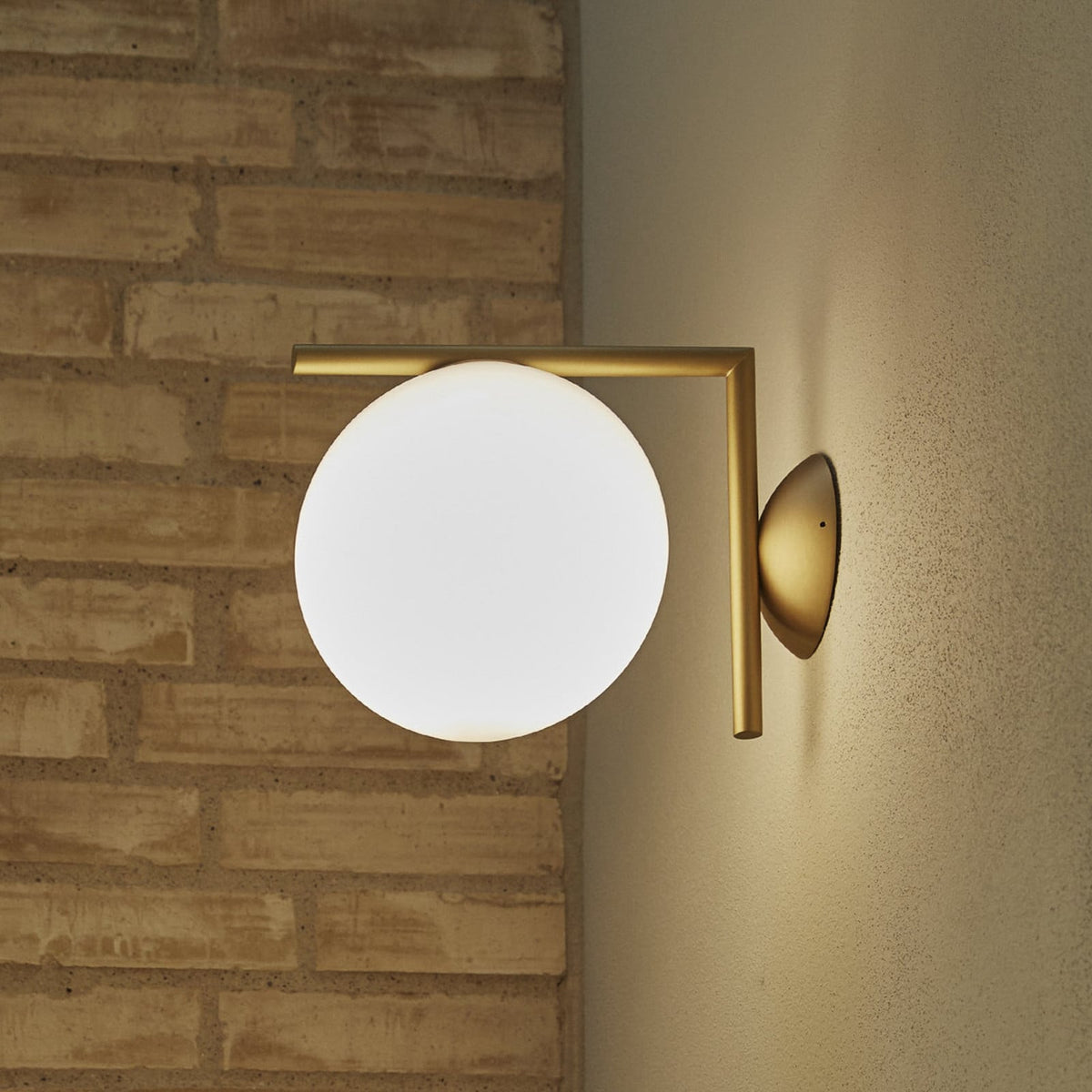 FLOS Ic C/W1 wall light, brass/white, glass, steel, G9