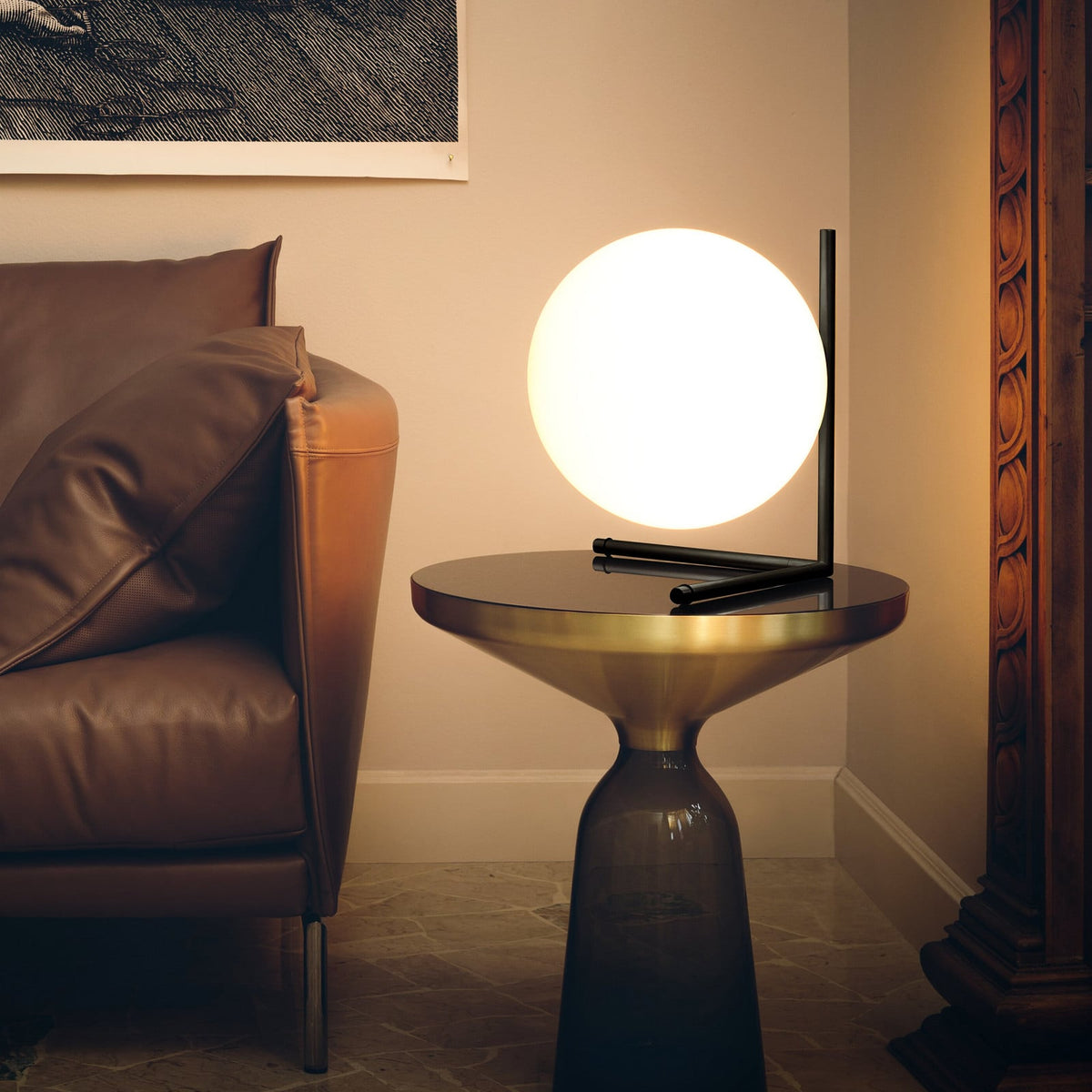 FLOS Ic T2 table lamp, black and white, glass, height 35 cm, E26